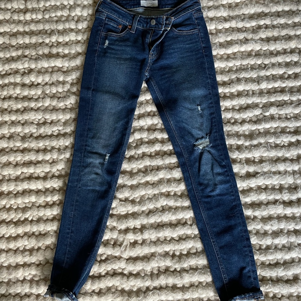 Levi’s Altered 711 Skinny